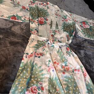 Vintage Japanese Ichi Ban Kimono Duster Bohemian Floral and Peacock